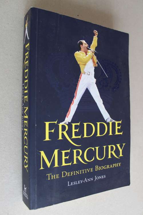 Freddie Mercury the definitive biography  - Jones