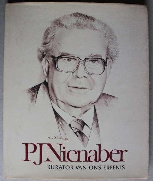 PJ NIenaber Kurator van ons erfenis  - Thariza Smit