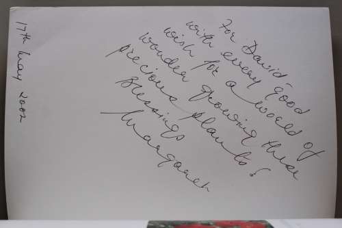 SIGNED: The Essential Margaret Roberts - My 100 favourite herbs