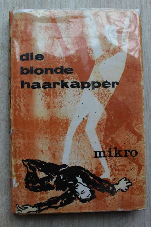 Die blonde haarkapper - Mikro