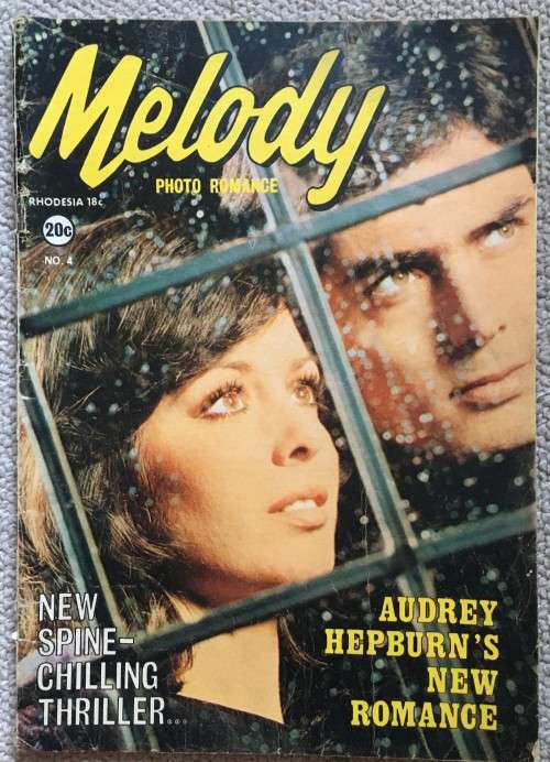 Melody Photo Romance number 4  - Fotoboek foto verhaal picture book