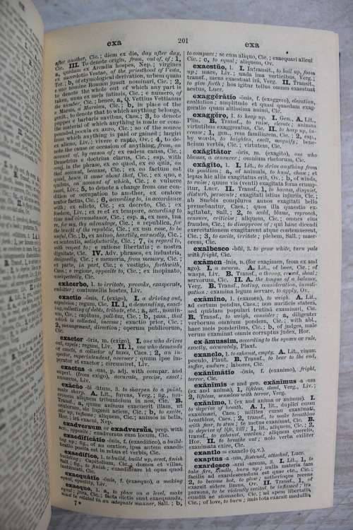 Cassell`s Latin-English & English-latin dictionary