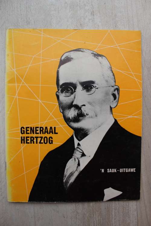 Generaal Hertzog - in  mooi toestand.