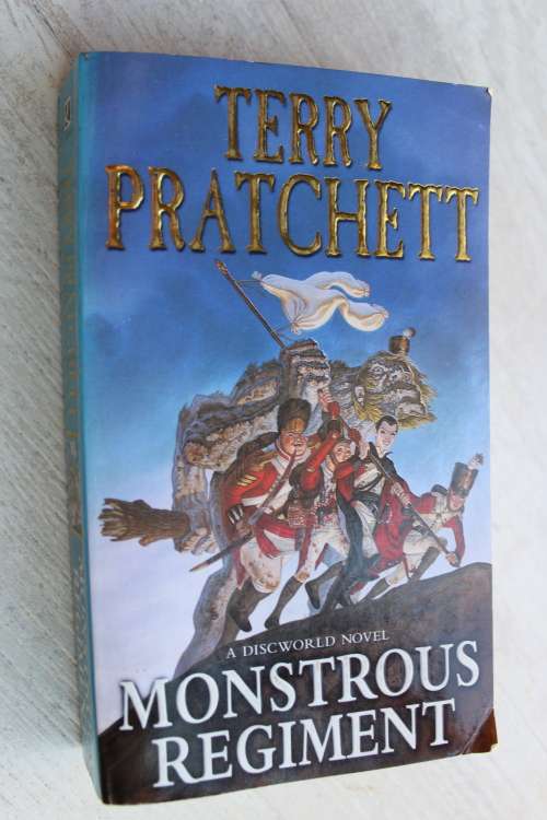 Monstrous Regiment - Terry Pratchett