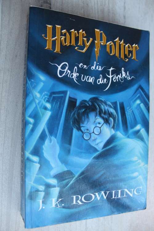 HARRY POTTER EN DIE ORDE VAN DIE FENIKS - J. K. Rowling