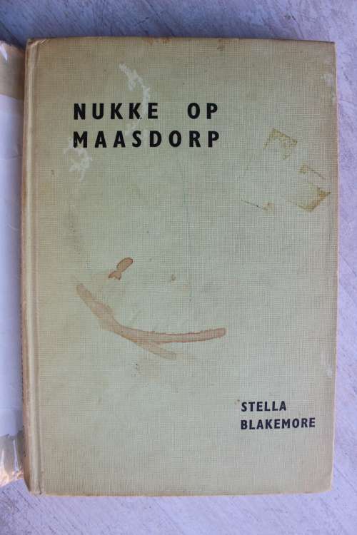 Nukke op Maasdorp - Stella Blakemore