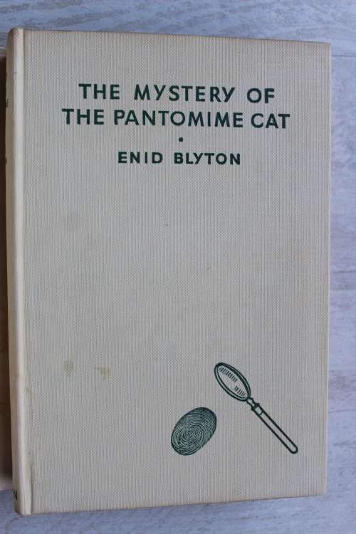 The Mystery Of The Pantomime Cat - Enid Blyton