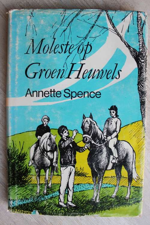Moleste op Groen Heuwels - Annette Spence