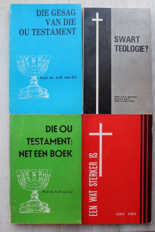 10 x NGKB publikasies in goeie toestand.