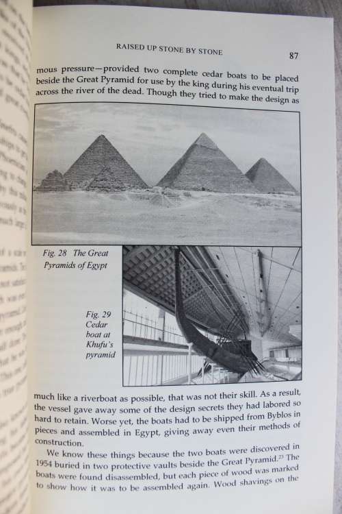 Phoenician Secrets: Exploring the Ancient Mediterranean - Holst