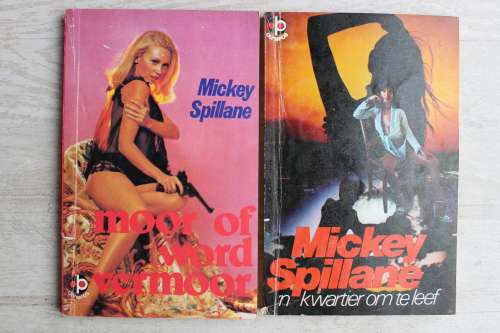 2 x Mickey Spillabe sagtebande in goeie toestand
