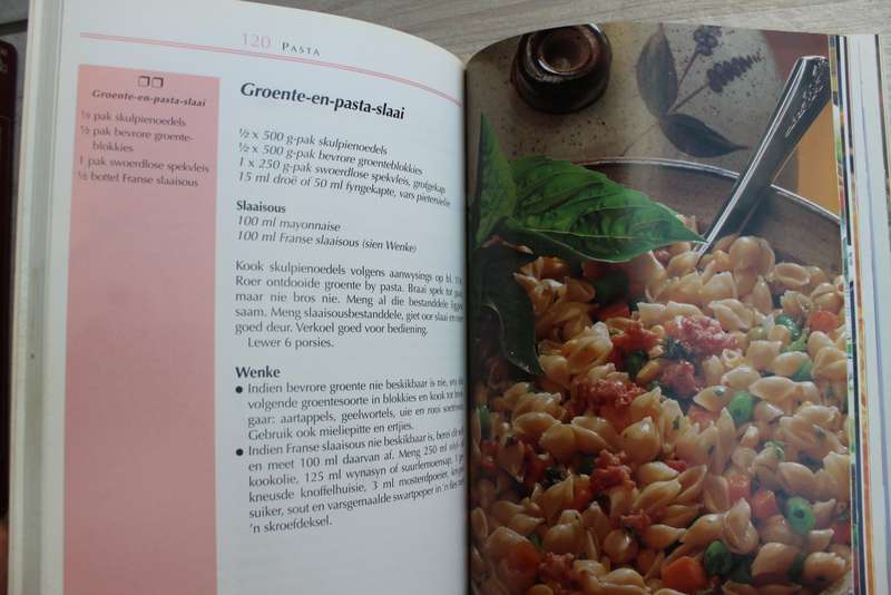 Kook met Blikkies en Pakkies - Deona Tait - Resepte