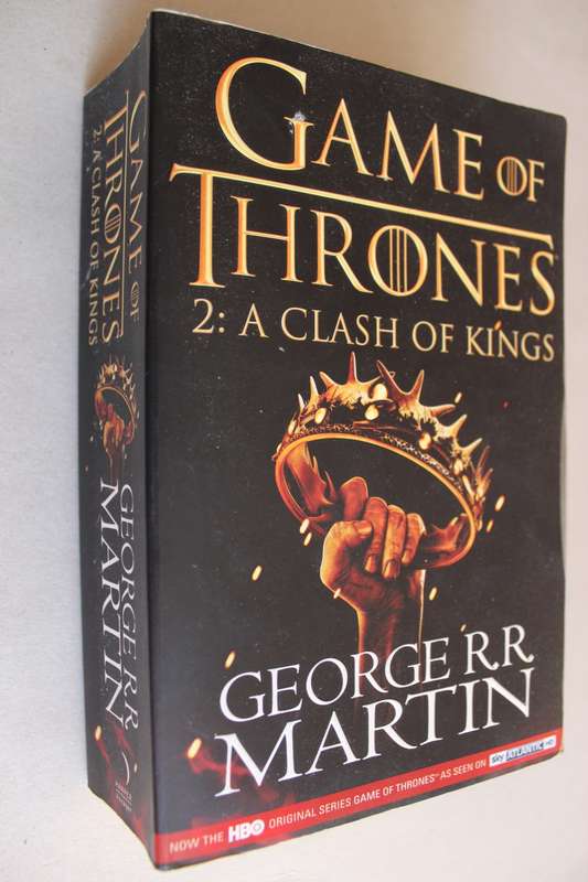 GAME OF THRONES 2: A CLASH OF KINGS - GEORGE R R MARTIN