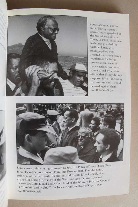 Archbishop Desmond Tutu / The Rainbow People of God -   John Allen