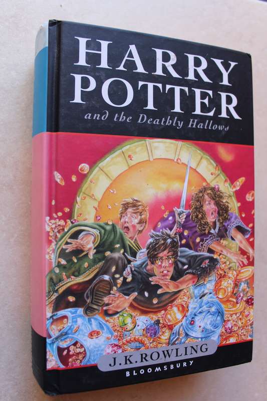 Harry Potter and the Deathly Hallows - Rowling