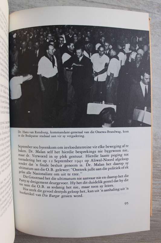 Vyftig Jaar op die Voorblad  - Meiring, Piet