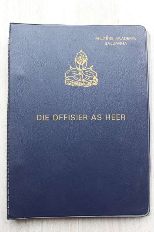 Die Offisier as Heer - Militare Akademie Saldanha