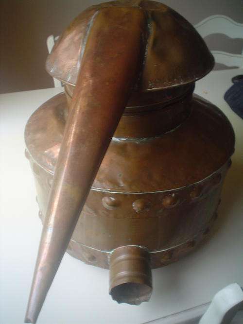 Mampoer of wyn of witblits stoker ketel kettle koper copper