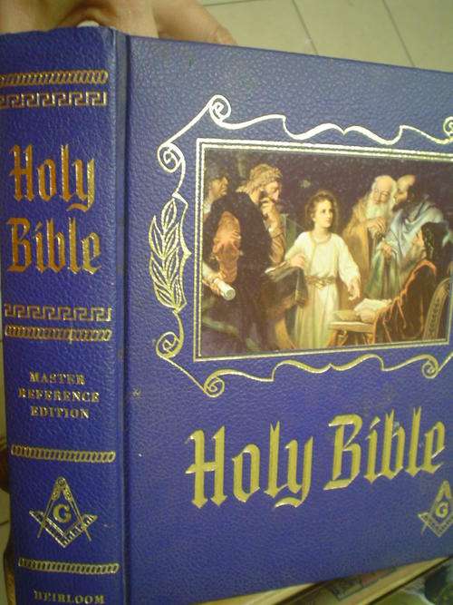 1971 very large Masonic Holy Bible