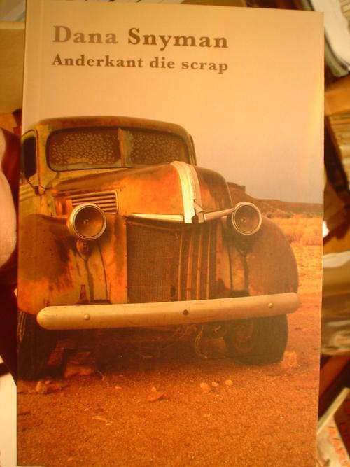 Anderkant die scrap - Dana Snyman