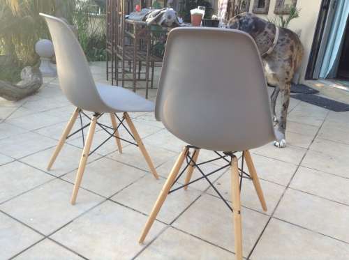 Funky  legs retro grey chair