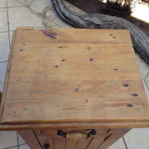 Stunning wood side tables set