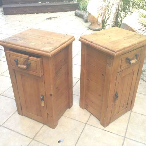 Stunning wood side tables set