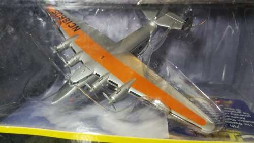 100 Years of flight Corgi Showcase collection