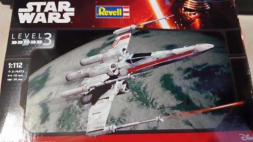 STAR WARS X-WING PLASTIC MODEL TO BUILD