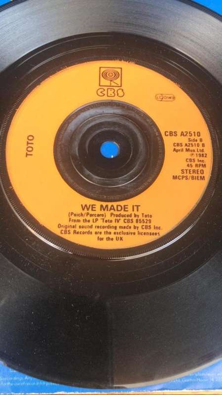 TOTO - AFRICA [7 SINGLE EP 45]  (1982) UK Press EX CBS A2510