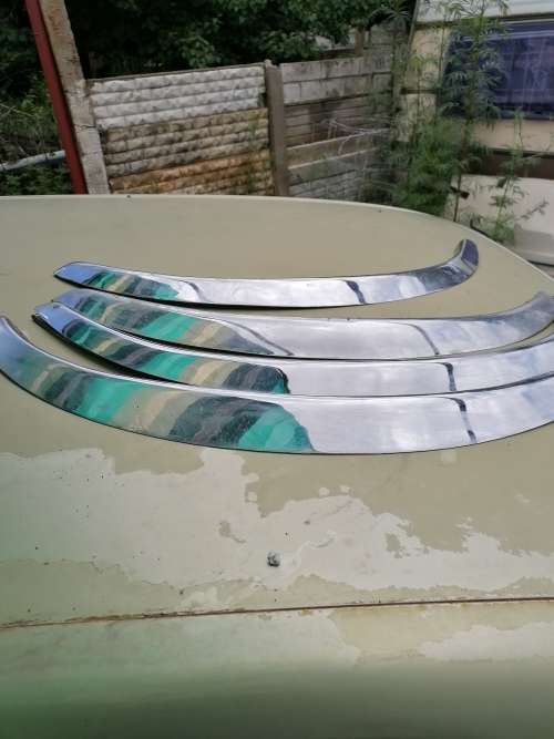 Mercedes Benz W126 Chrome Wheel Arch Covers