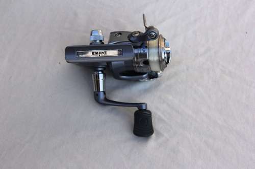 Daiwa CrossFire 1000X Spinning Reel (Fishing)