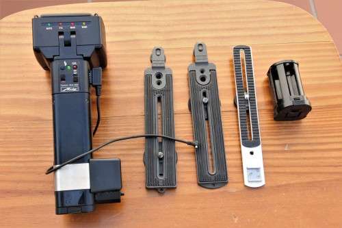 Metz 45 CL-4 Handle Mount Flash + Accesories