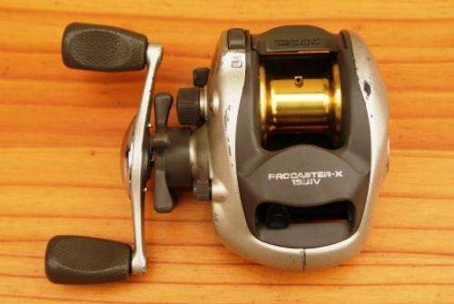 DAIWA PROCASTER 153 iv BAITCAST REEL