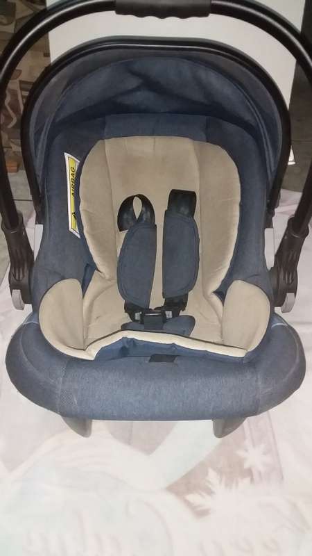 Babu car seat