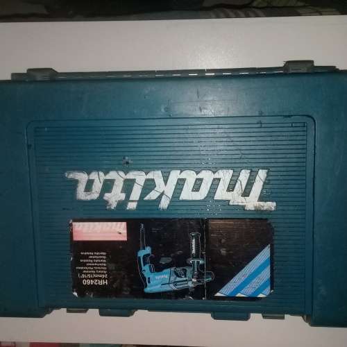 MAKITA HR2460 rotary hammer drill