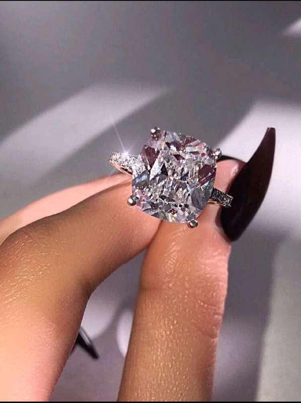 Elegant & Romantic Cushion Cut 4-prong Square Diamond Ring For Women, Wedding/engagement/party/propo