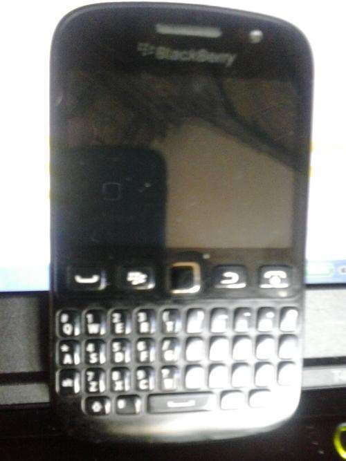 Blackberry 9720 (good cond) with original box and all original accessories.