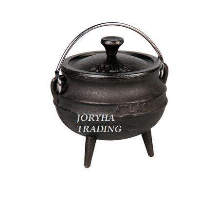 CAST IRON 3 LEGGED POT NO. 1/4 0.7L