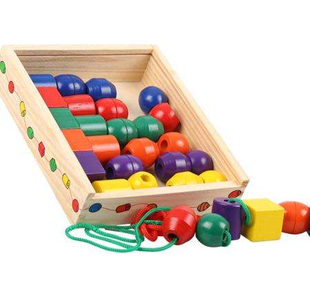 EDU WOODEN BEADS AND THREAD IN HANDY WOODEN BOX