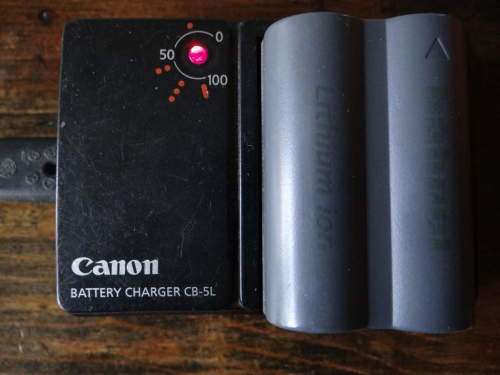 CANON DS8101 Battery Charger for CB5L Battery