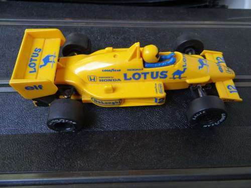 SCALEXTRIC C644 Grand Prix Set - Hornby