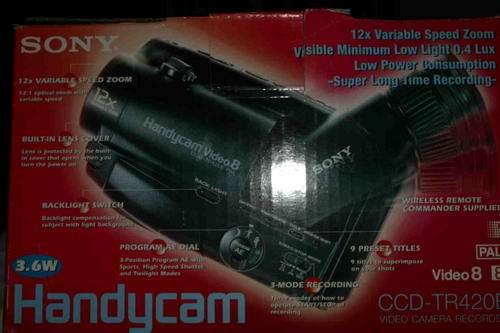 SONY HandyCam Video 8 CCD-TR420E **** WORKING ORDER****FREE POSTAGE****