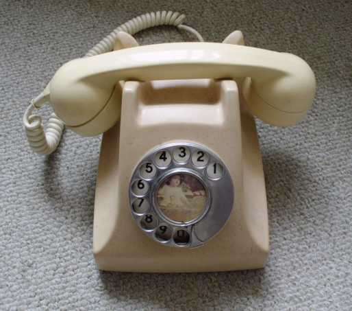 Old GEC (Made in England) telephone