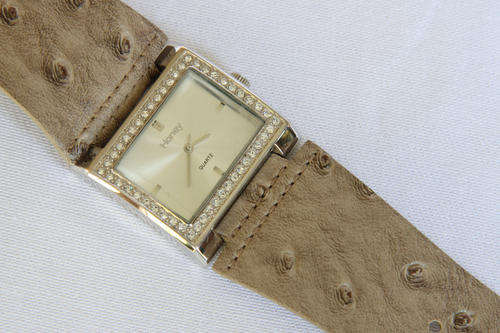 Honey watch