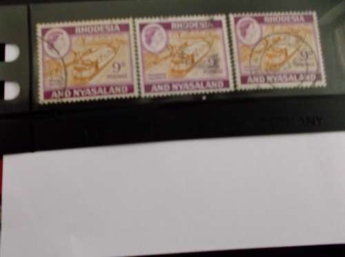 Rhodesia and Nyasaland Federation 1959 definitive (9d additional May 1962). SACC 25