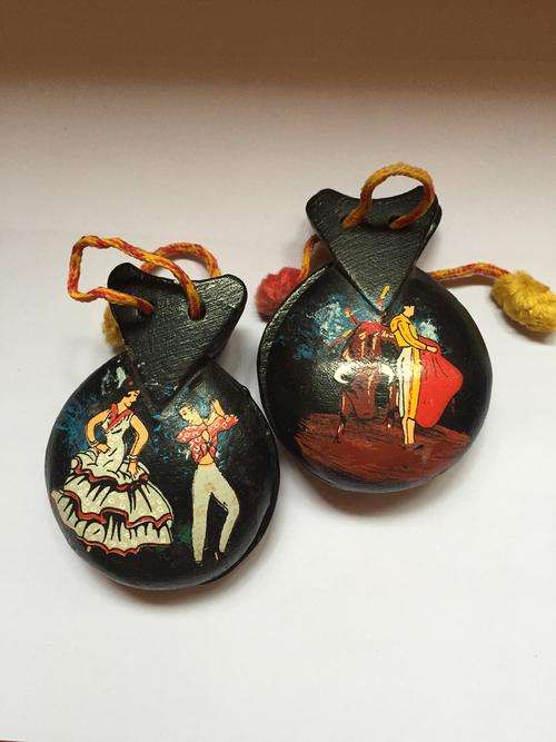 Wooden castanets