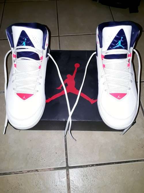 Jordan Flight Incline. Size: UK 11