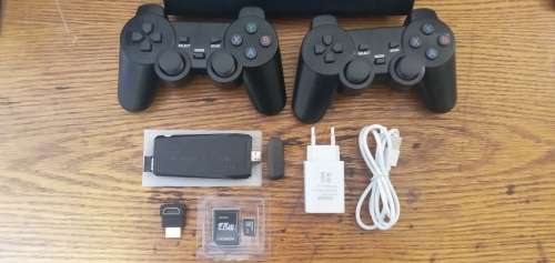 4K HDMI TV Stick with Retroarch OS and 2 x Wireless 2.4Ghz Controllers