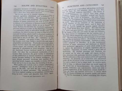 Holism and Evolution